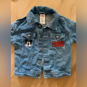 Mickey jean jacket 🐭 Pristine!